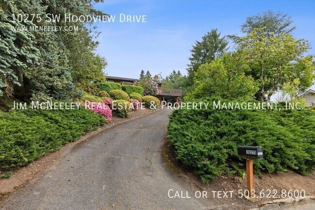 Building Photo - 10275 SW Hoodview Dr