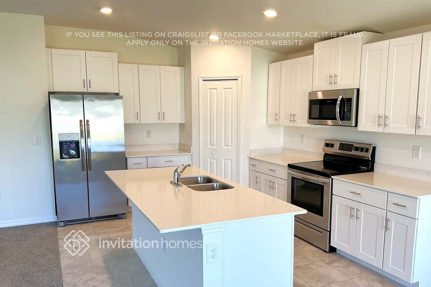 Building Photo - 4275 Palatina Way