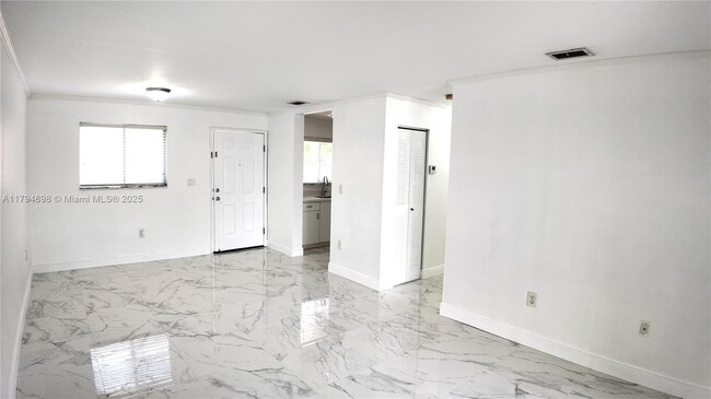 Building Photo - 14905 SW 80th St