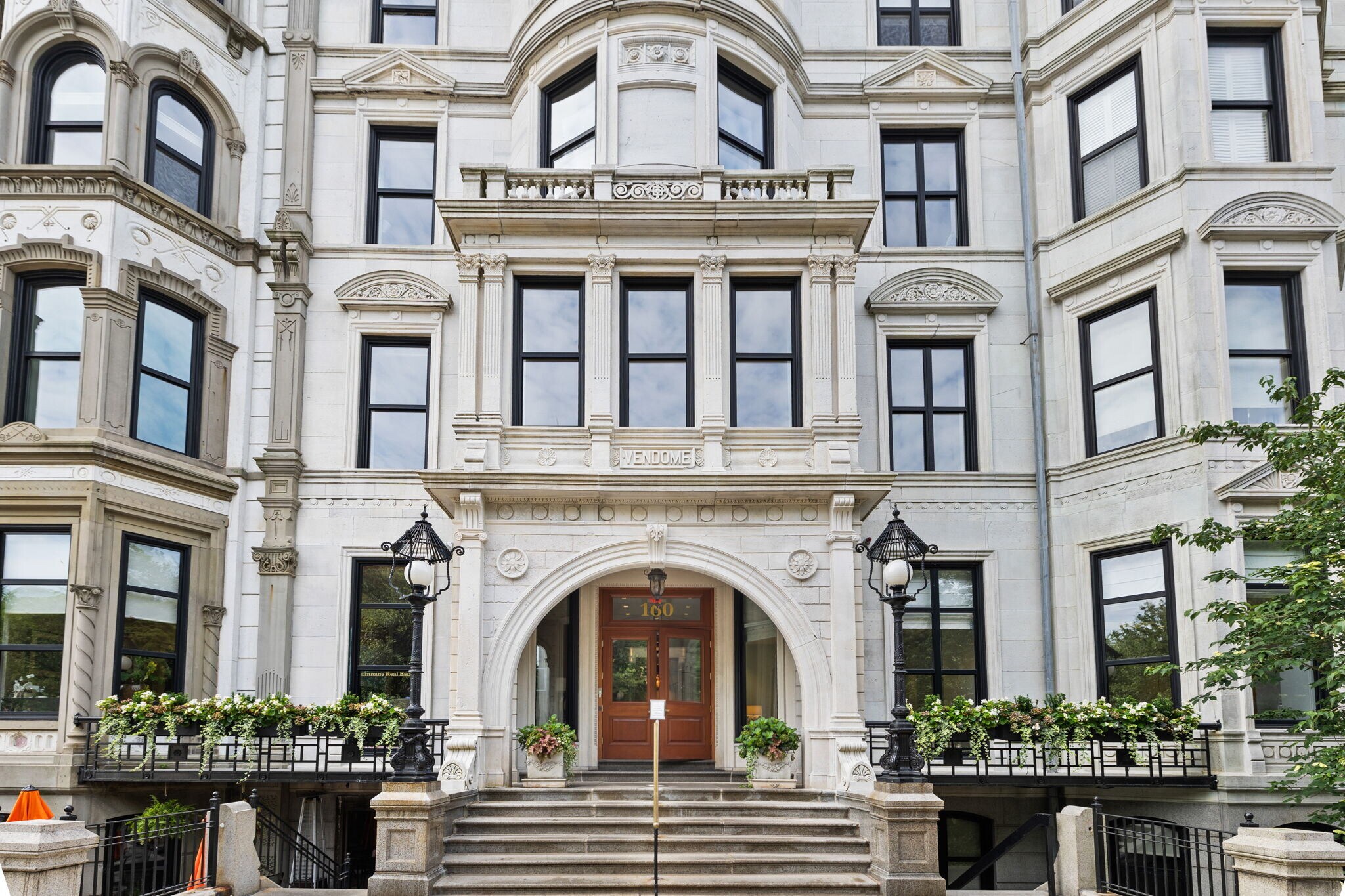 Building Photo - 160 Commonwealth Ave