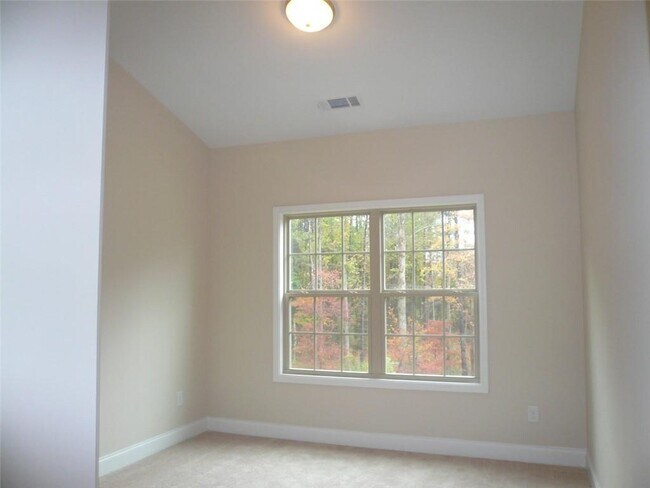 Building Photo - 2417 Tenor Ln