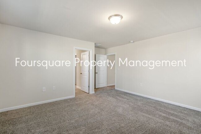 Building Photo - Charming Single-Family Home with Open Floor Plan, Spacious Loft & 2-Car Garage – Convenient to Fu...