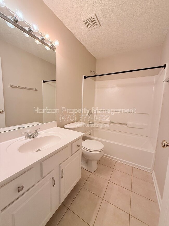 Building Photo - 2425 Elkhorn Ter