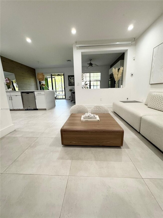 Building Photo - 13017 Riverwalk Cir S