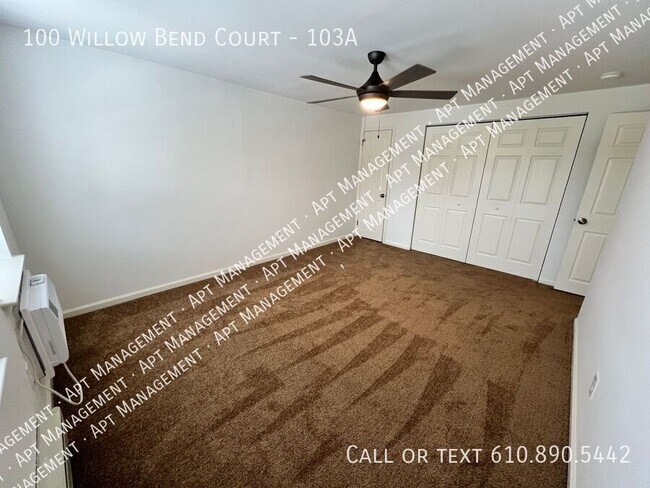 Building Photo - 100 Willow Bnd Ct