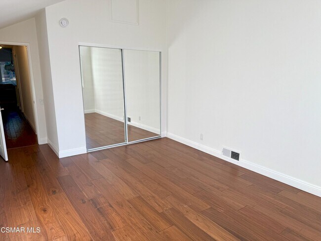 Building Photo - 829 Sorrelwood Ct