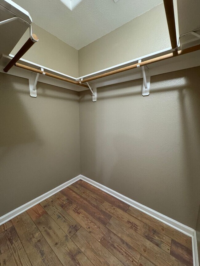 Building Photo - Nice home in Mohave Vista Estates