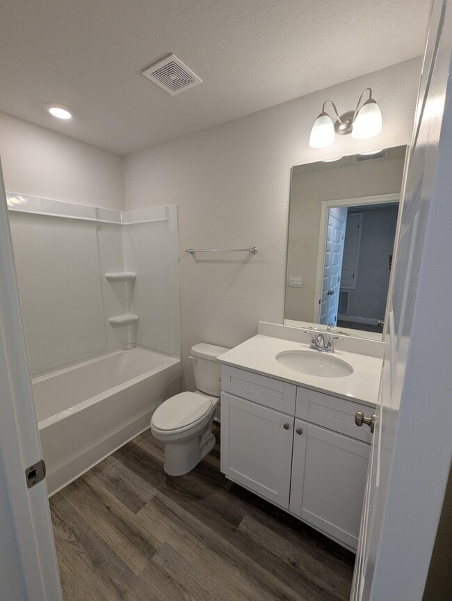 Building Photo - 5723 Sandy Walk St