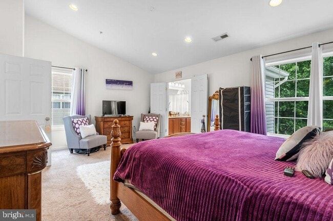 Building Photo - 8810 Great Gorge Way
