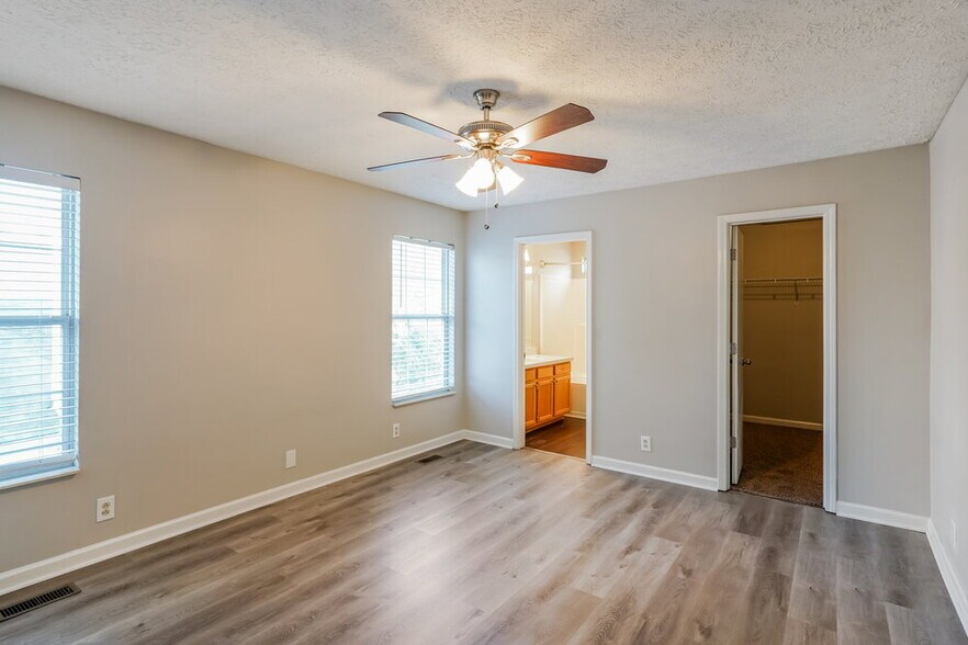 Building Photo - 3104 Chambley Ct