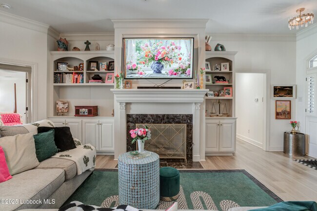 Building Photo - 5512 103rd St