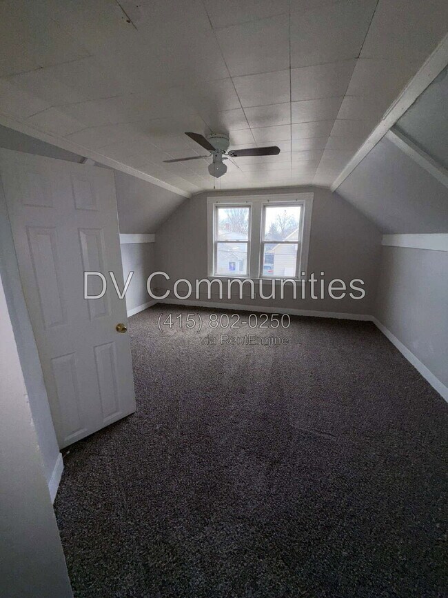 Building Photo - 3417 Storer Ave