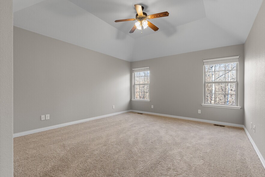 Building Photo - 1 Winchester Ln