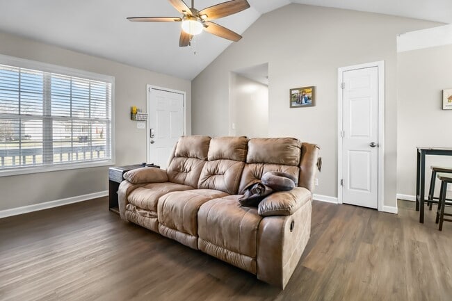 Building Photo - 3741 Cave Mill Ct