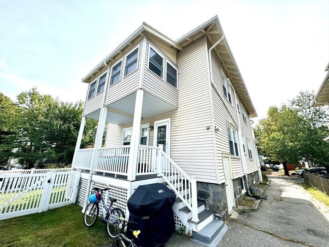 Building Photo - 8 Kahler Ave