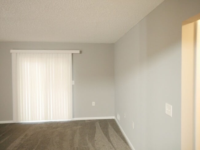 Building Photo - 60 Acres Reserve Condominium - 2 BR 1 BA W...