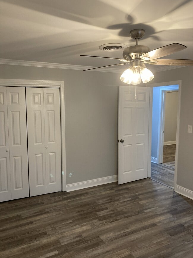 Building Photo - 321 Ismael Rd