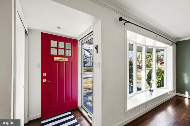 Building Photo - 6313 Tone Dr