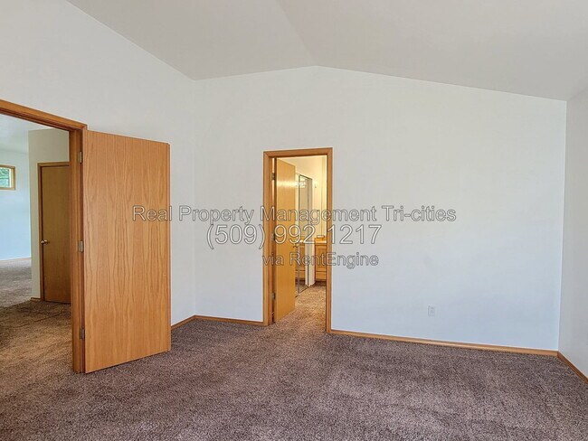 Building Photo - 2567 Prestwick Dr