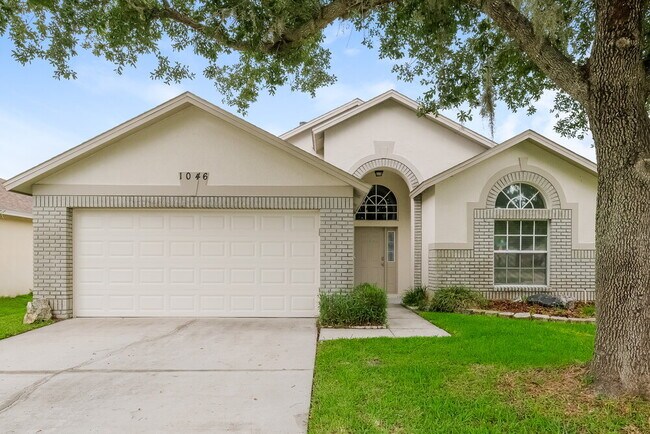 Primary Photo - 1046 Crimson Clover Ln