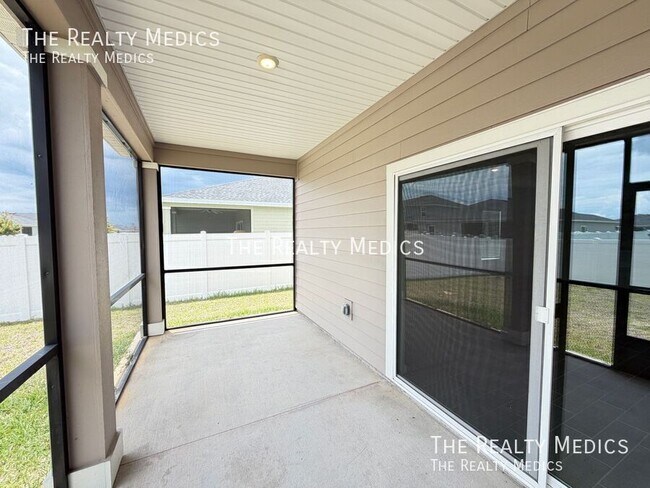 Building Photo - 6578 SW 89th Loop
