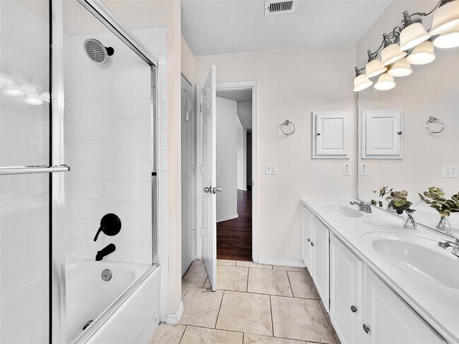 Building Photo - 19843 Youpon Leaf Way