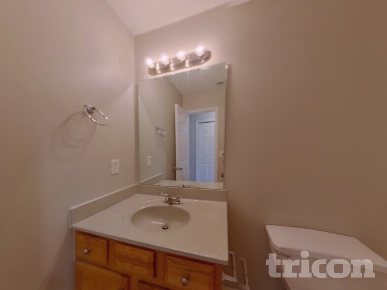 Building Photo - 3543 Arvin Dr