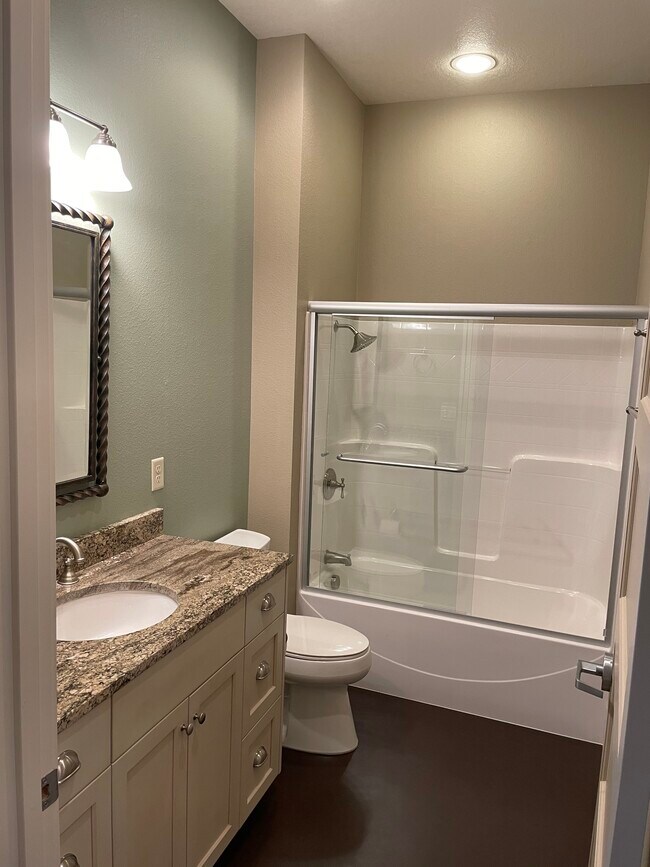 Building Photo - 441 State St