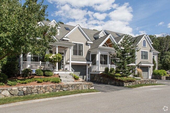 Johnson Woods Condominiums - Reading, MA | Apartment Finder