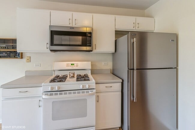 Building Photo - 134 Winchester Dr