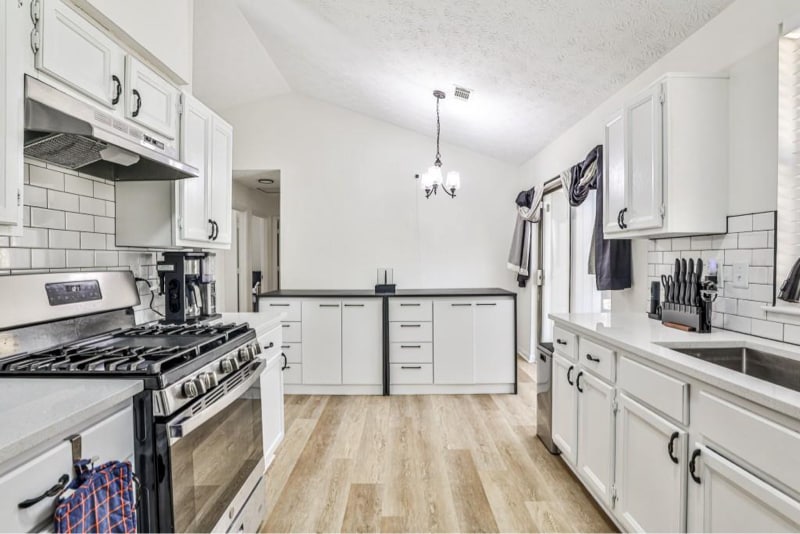 Building Photo - 3915 Basil Wy SW