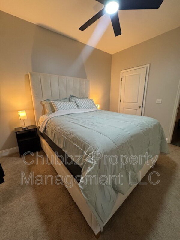 Building Photo - 55 Spearmint Cir