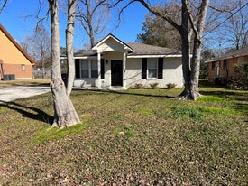 Building Photo - 5310 Astoria Dr