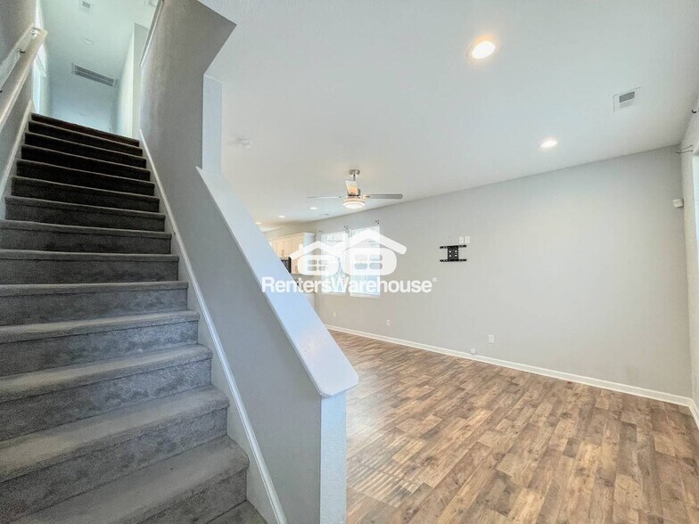 Building Photo - 1900 County St