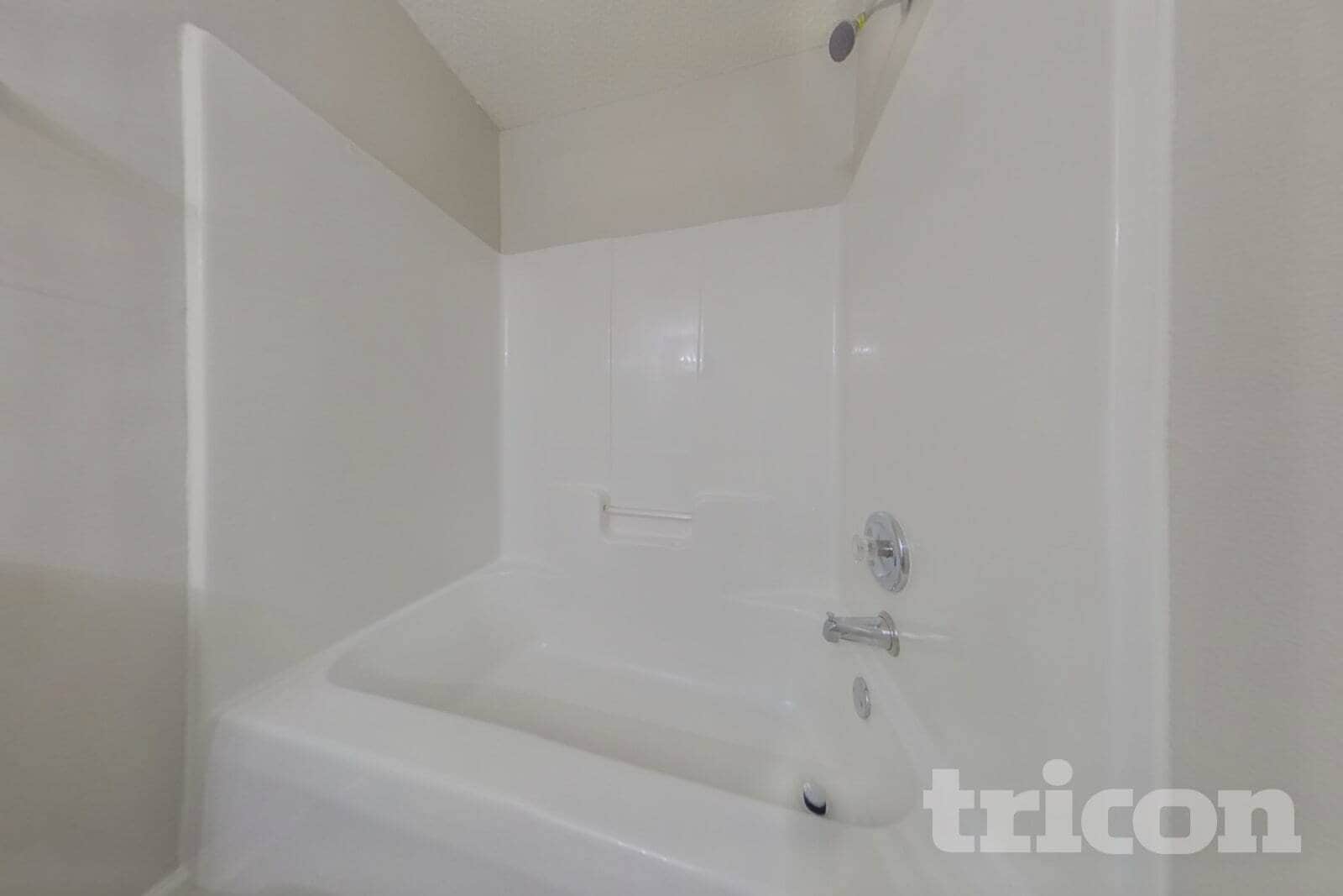 Building Photo - 404 Castle Ridge Dr