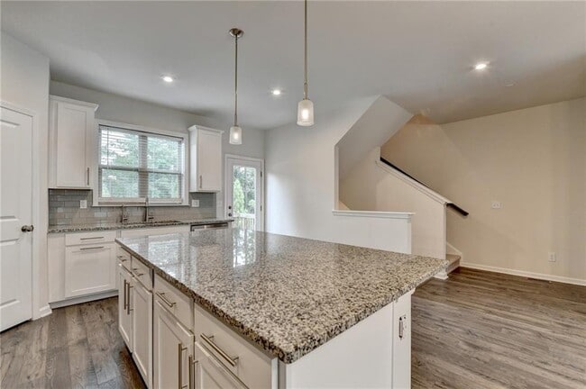 Building Photo - 3587 Hidden Valley Cir