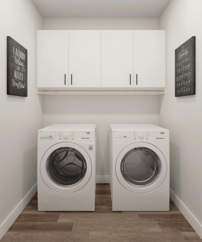 Building Photo - EDGEWOOD ESTATES NOW PRE-LEASING! LUXURIOU...