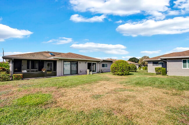 Building Photo - 6722 Moonlit Dr