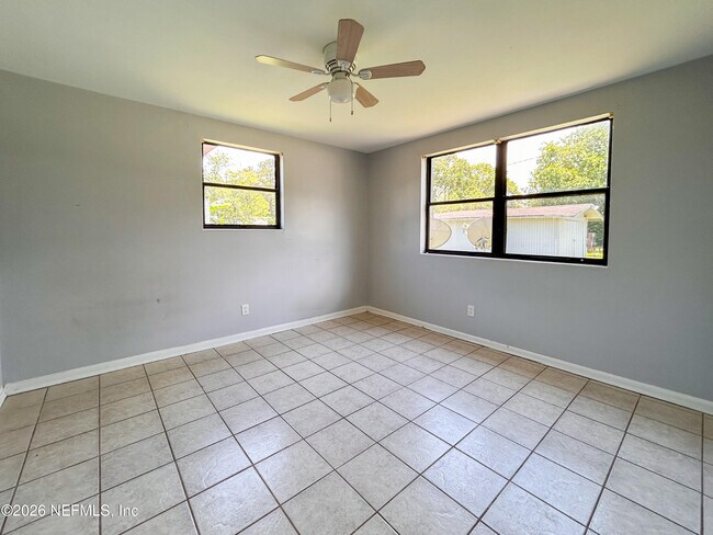 Building Photo - 1130 Woodruff Ave