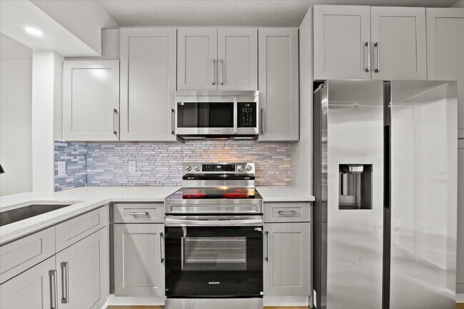 Building Photo - 3124 SW 49th St