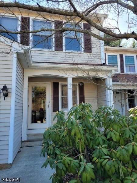 Building Photo - 133 Carriage Ln