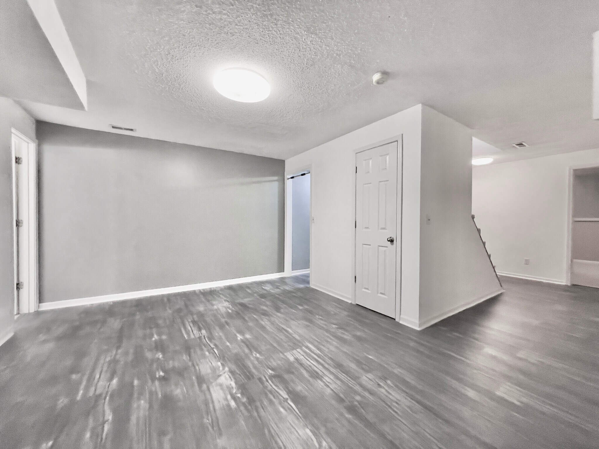 Basement Flex Space - 5421 NW Walden Dr
