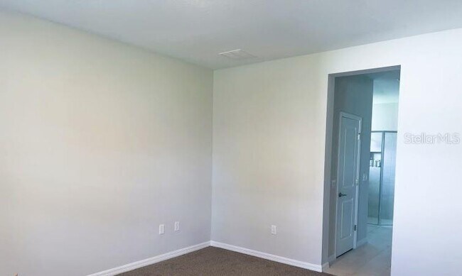 Building Photo - 1980 Goblet Cv St