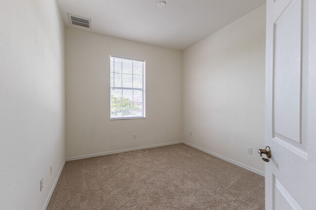 Building Photo - 4255 Liron Ave