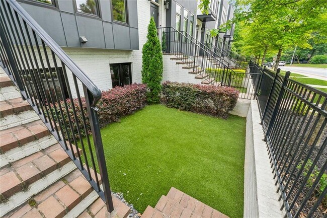 Building Photo - 1106 Briar Cove Cir