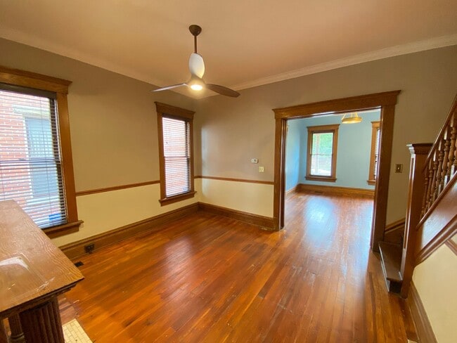 Building Photo - Wilber Ave 303-305 &amp; 863 Henry NCR