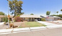 Building Photo - 2534 E Riviera Dr