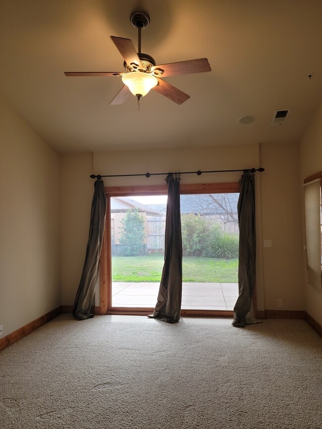 Building Photo - 12 Camberwell Ct