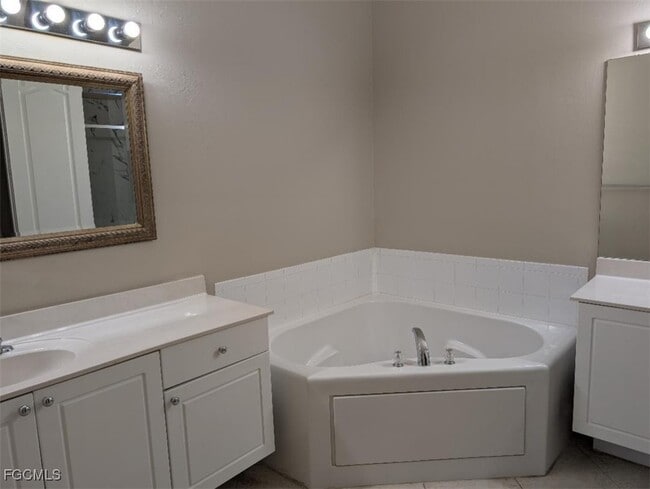 Building Photo - 3022 Lake Butler Ct
