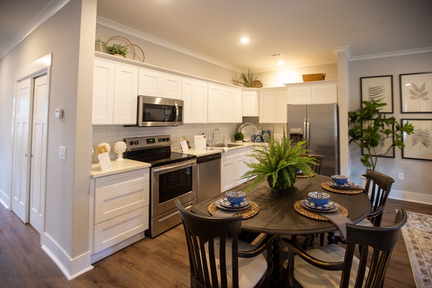 Two bedroom Kitchen - Vitality Living Madison